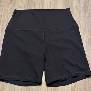 CRZ YOGA Women's High-Waisted Black Shorts